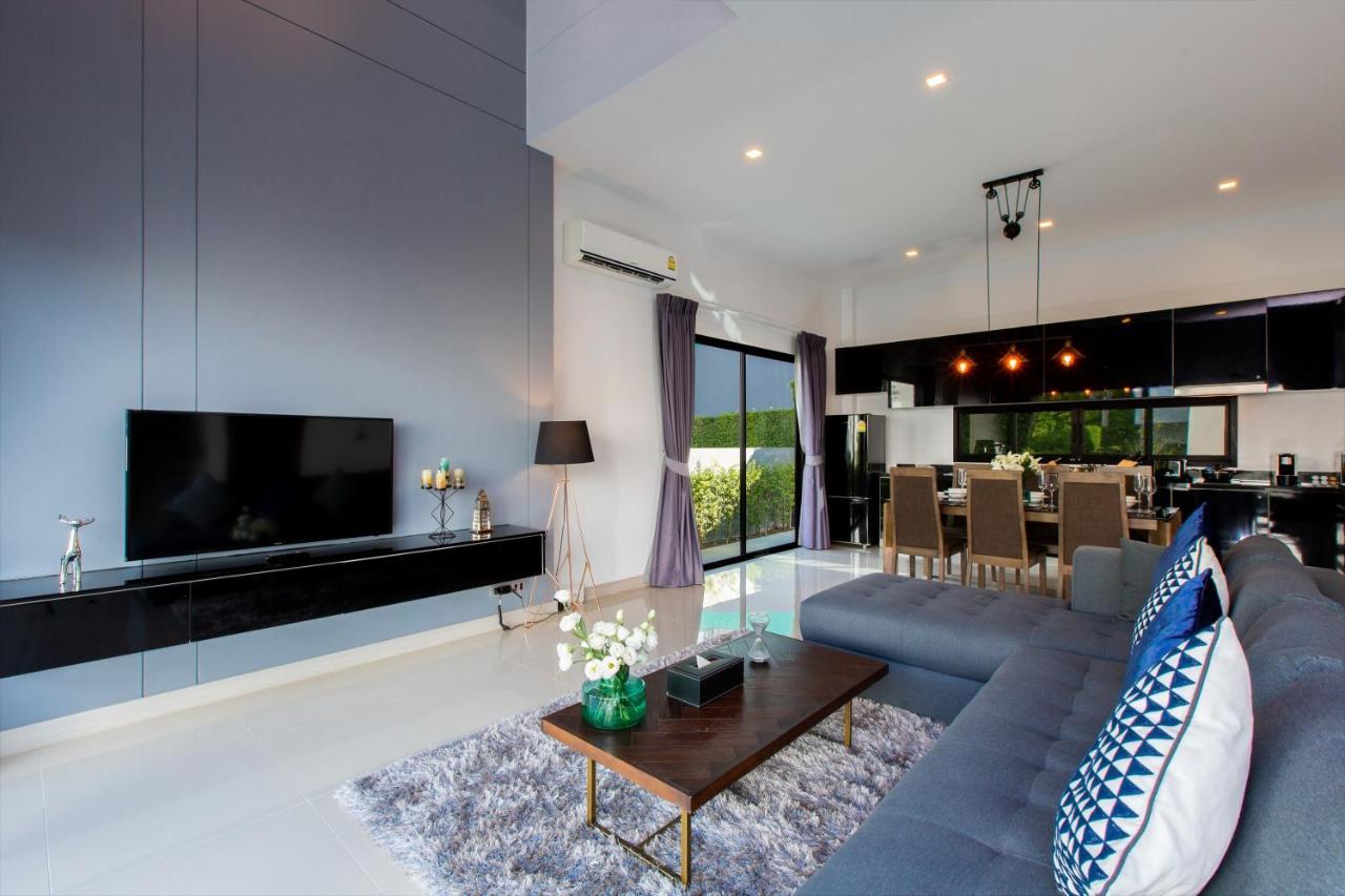 Utopia Naiharn Apartment