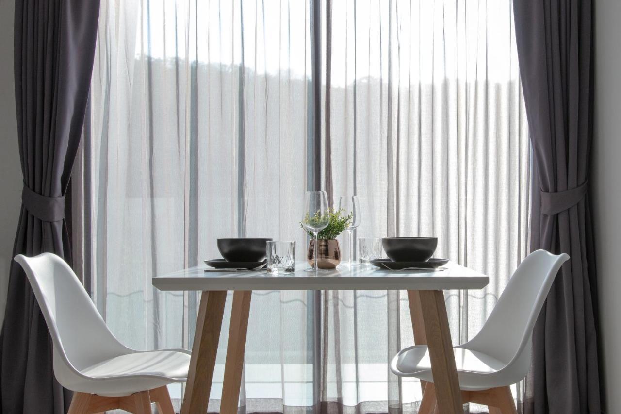 Apartment Utopia Naiharn *